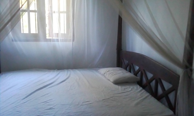 Patuwatha House | Quaint 2-bedroom apartment in Hikkaduwa