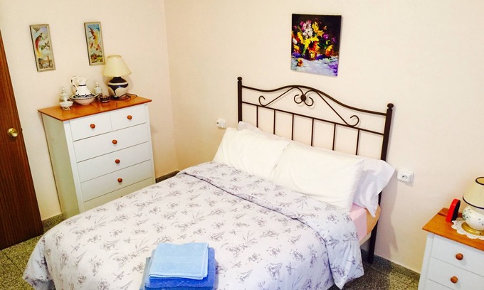 Sagunto Apartment | Quaint 2BR Spanish flat in Sagunto