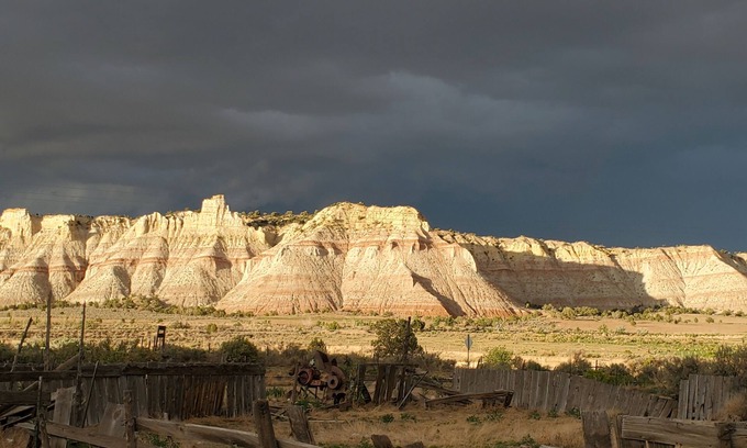 Cannonville Cabin | Quaint and spacious cabin in the heart of Bryce Canyon Country