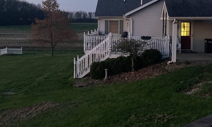 Hayden House | Quaint country home conveniently located in southern Indiana