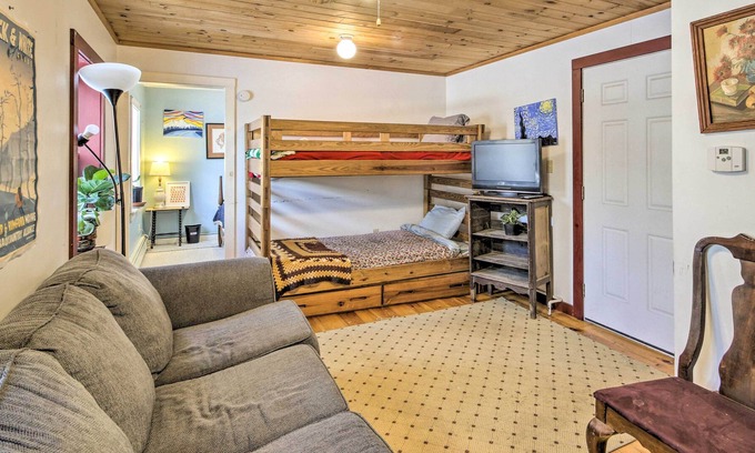 Rumford Point Apartment | Quaint & Cozy Apartment 12 Mi to Ski Slopes