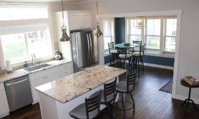 Spearfish House | Quaint craftsman home located in quiet pocket community in the Black Hills