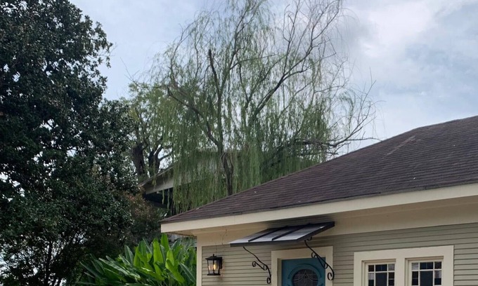 Natchitoches Cottage | Quaint guest house is within walking distance to downtown.