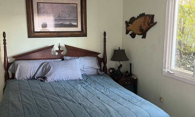 Geneva House | Quaint Lakehouse - Lake Whatcom