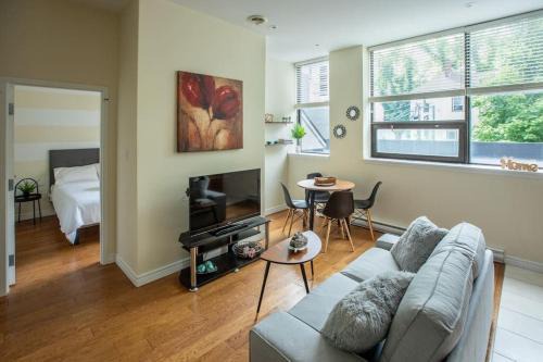 South End Apartment | Quaint Loft with AC Abundance of Sunlight, Unit #4