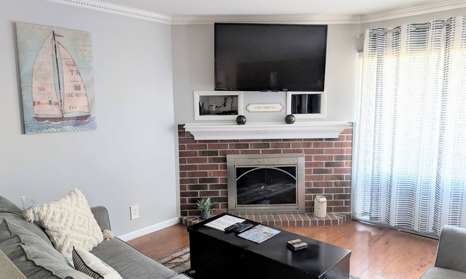 Lake Geneva Condo | Quaint, quiet condo minutes from Lake Geneva