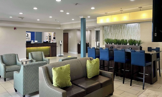 West Monroe Hotel | Quality Inn And Suites