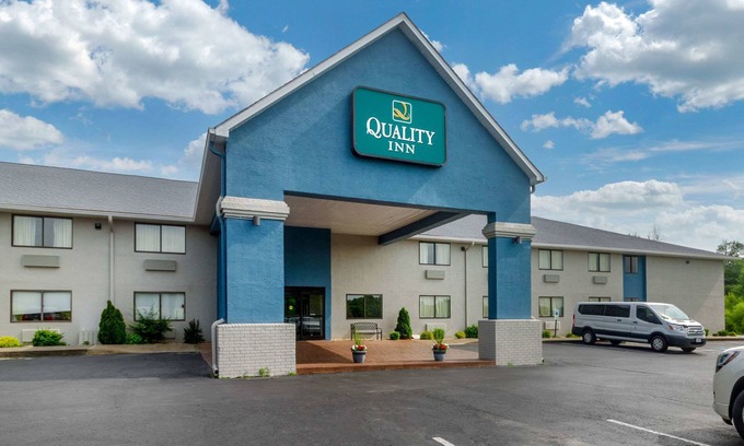 Danville Hotel | Quality Inn Danville