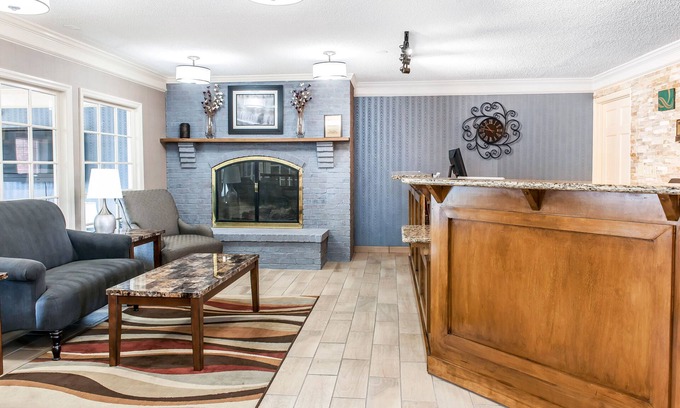 Findlay Hotel | Quality Inn Findlay