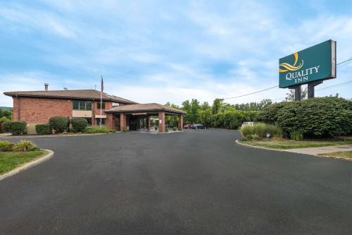 Ithaca Hotel | Quality Inn Ithaca - University Area