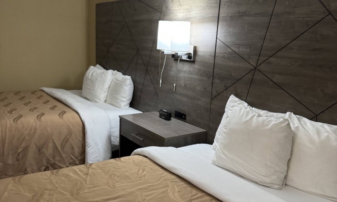 Forsyth Hotel | Quality Inn near I-72 and Hwy 51