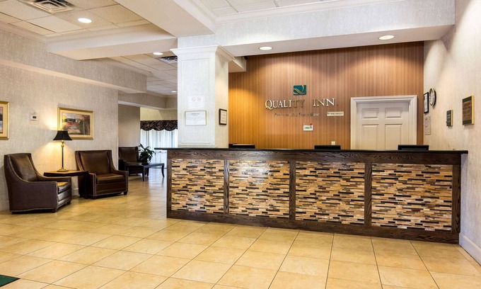 Morningside Hotel | Quality Inn Near Joint Base Andrews - Washington Area