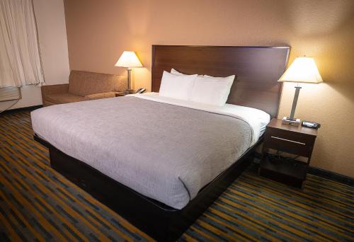 Noblesville Hotel | Quality Inn Noblesville-Indianapolis