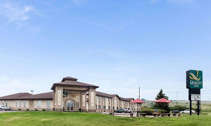 Oacoma Hotel | Quality Inn Oacoma - Chamberlain