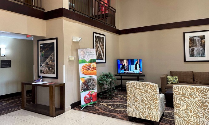 Perryville Hotel | Quality Inn Perryville I-55