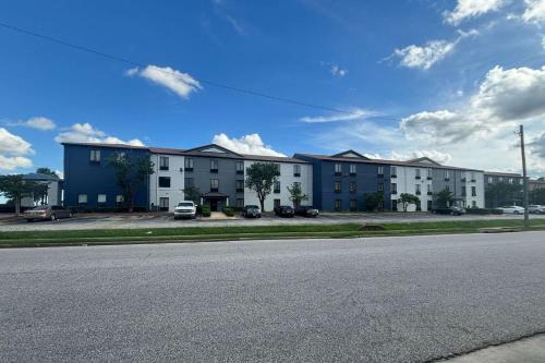 Mobile Hotel | Quality Inn & Suites at Airport Blvd I-65