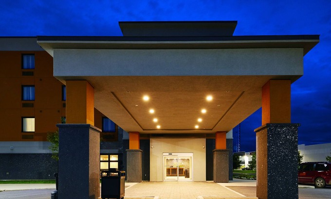 Kingston Hotel | Quality Inn & Suites