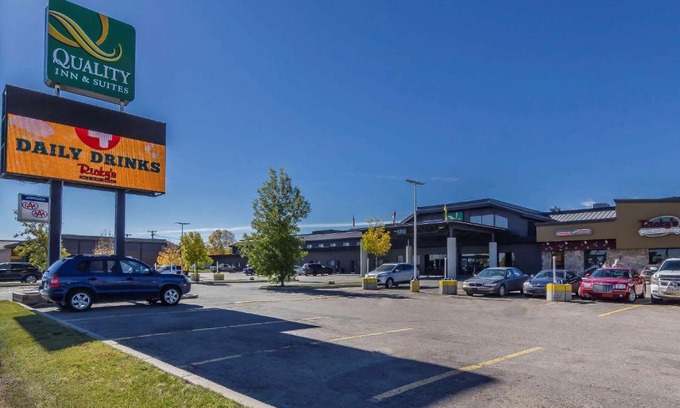 Saskatoon Hotel | Quality Inn & Suites