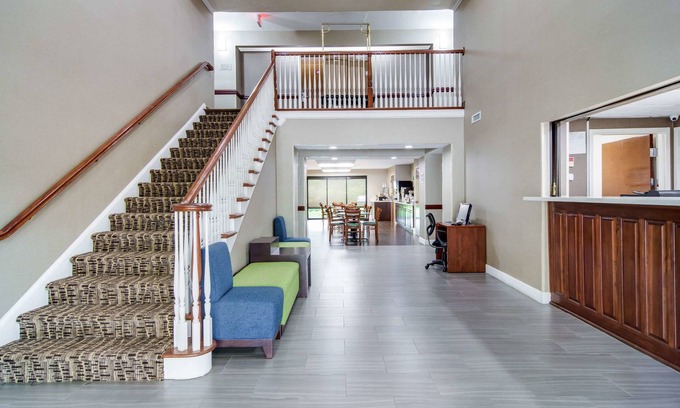 Canton Hotel | Quality Inn & Suites Canton, GA