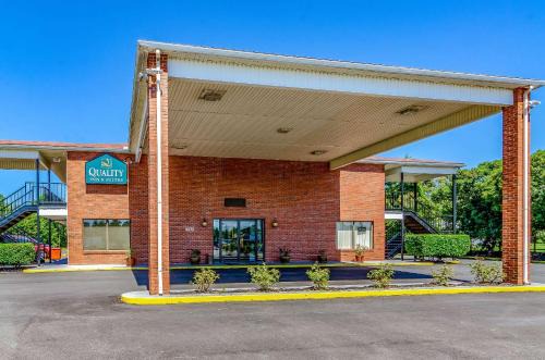 Creedmoor Hotel | Quality Inn & Suites Creedmor - Butner