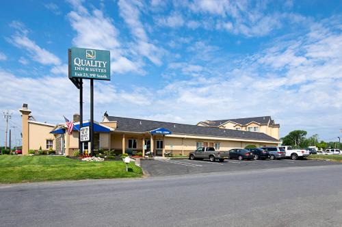 Glenmont Hotel | Quality Inn & Suites Glenmont - Albany South