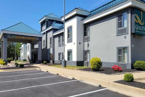 Stafford Hotel | Quality Inn & Suites Quantico