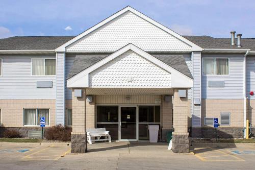 Sioux City Hotel | Quality Inn & Suites Sioux City Southeast