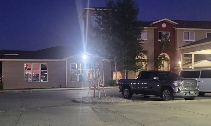 Pinedale Hotel | Quality Inn & Suites