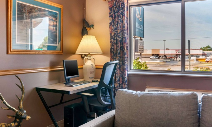 Prairie Du Chien Hotel | Quality Inn & Suites