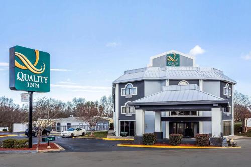 South Salisbury Hotel | Quality Inn & Suites
