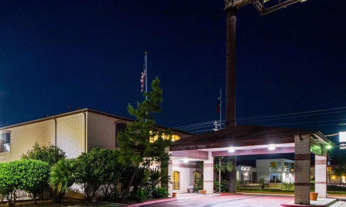 San Marcos Hotel | Quality Inn University near Downtown