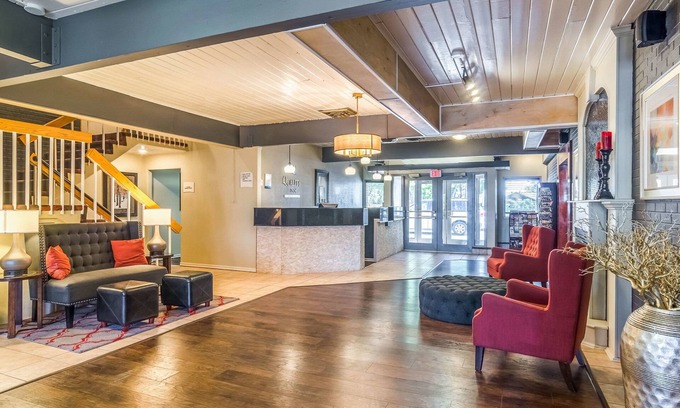 Buffalo Hotel | Quality Inn