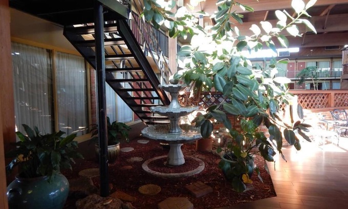 Chickasha Hotel | Quality Inn