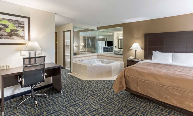 Rochelle Hotel | Quality Inn