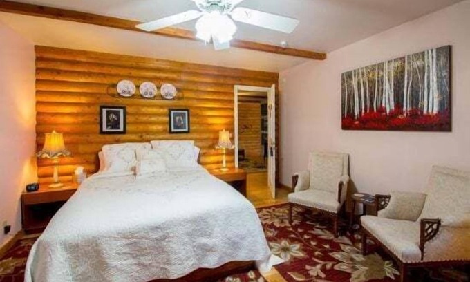 Williams Apartment | Quarter Horse Inn - Heather Room | Historic Inn | Fireplace | Walk to Downtown & Rail Station