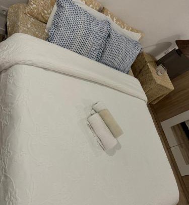 Reboleira House | Quarto aconchegante