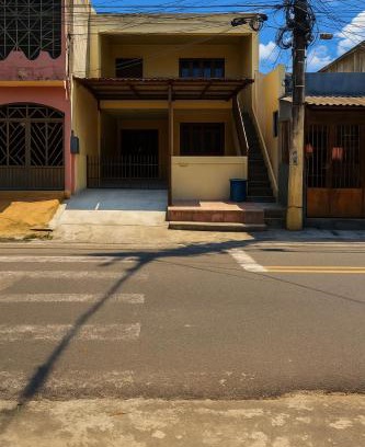 Curio-Utinga House | Quartos Círio 2025