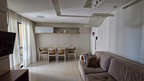 Parafuso Apartment | Quartos Privativos ou AP Inteiro 8 minutos do Aeroporto