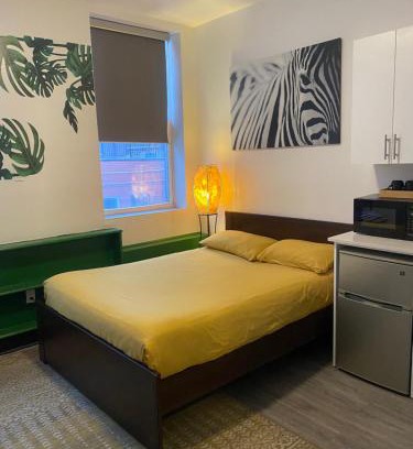Trinity - Bellwoods Hotel | Queen Nest Hotel