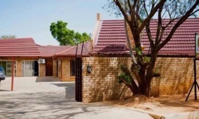 Mahikeng Bed & Breakfast | Quereba Bed and Breakfast