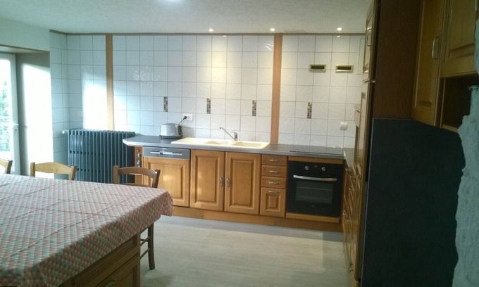 Perrancey-les-Vieux-Moulins House | Quiet house