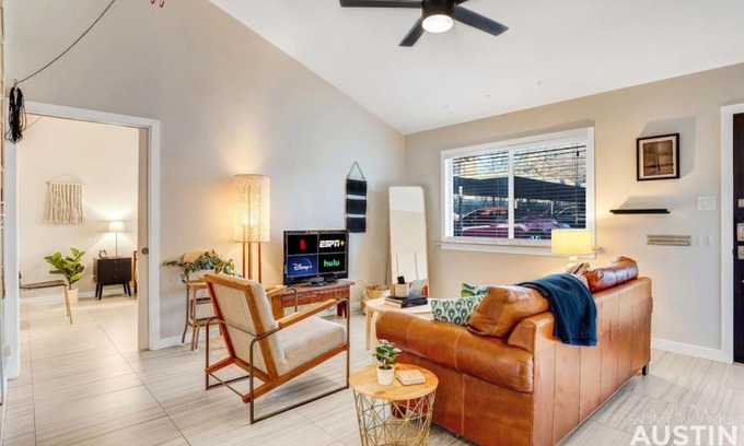 North University House | Quick Bike Ride to Central Austin from Quiet 1BD