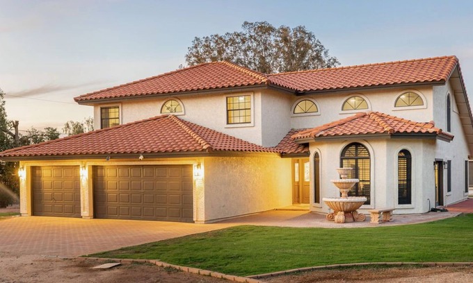 San Tan Valley House | Quiet 1 acre get-a-away with mountain views