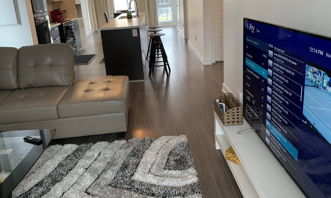 Plateau Condo | Quiet 2 Bdrm Condo With Backyard deck near Parc de la Gatineau