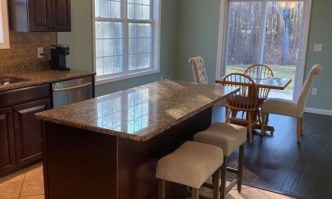Granby House | Quiet 3 BR 1.5 Bath Duplex Near 5 Colleges, Connecticut River, and Hiking Trails