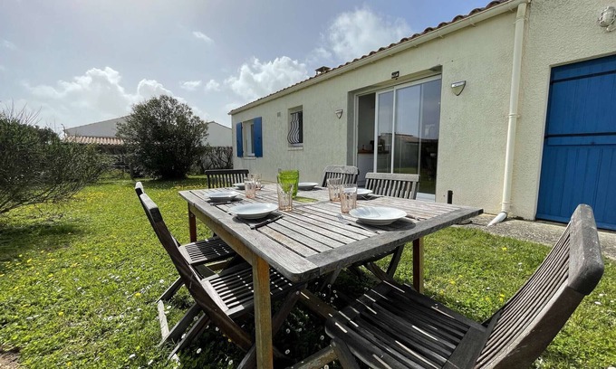 Saint-Denis-d'Oleron House | Quiet 3-Room House Near Ocean & Lighthouse - Sleeps 6 - WIFI, Parking