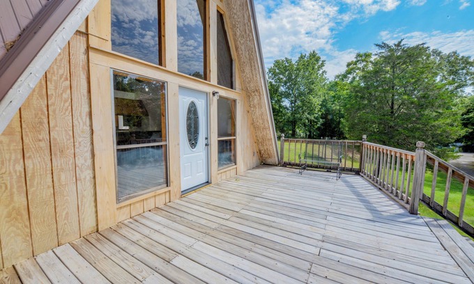 Tuscaloosa House | Quiet A-frame retreat