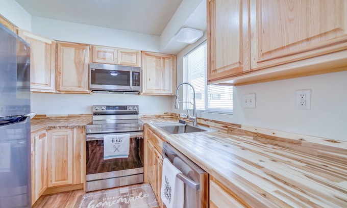 Midtown Anchorage Apartment | Quiet Anchorage Retreat, 4 Mi to Earthquake Park