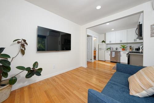 South San Gabriel Apartment | Quiet and Central 1bed1bath House, Nature Retreat