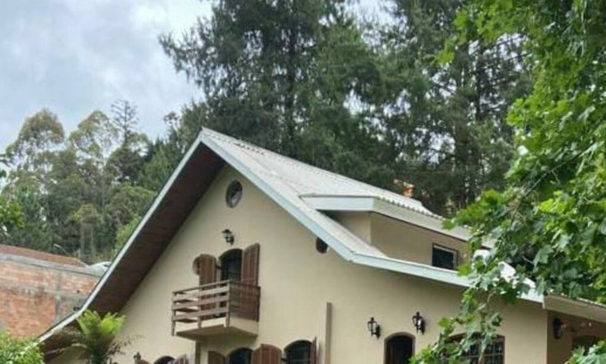 Vila Albertina House | QUIET AND COZY PLACE FOR YOUR FAMILY TO RELAX.